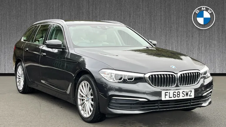 BMW 5 Series 2.0 530i GPF SE Touring Auto Euro 6 (s/s) 5dr (FL68SWZ) - Hero Image