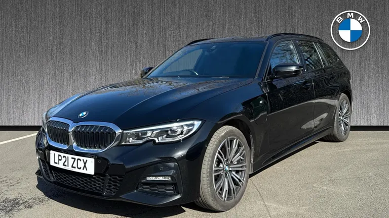 BMW 3 Series 2.0 330e 12kWh M Sport Touring Auto Euro 6 (s/s) 5dr (LP21ZCX) - Hero Image