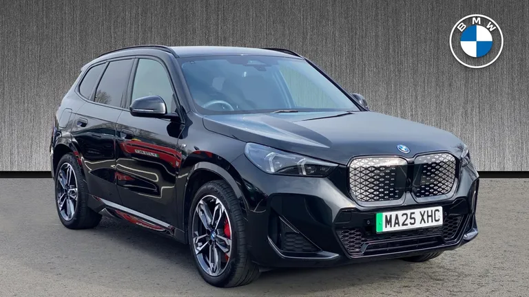 BMW iX1 30 66.5kWh M Sport Auto xDrive 5dr (11kW Charger) (MA25XHC) - Hero Image