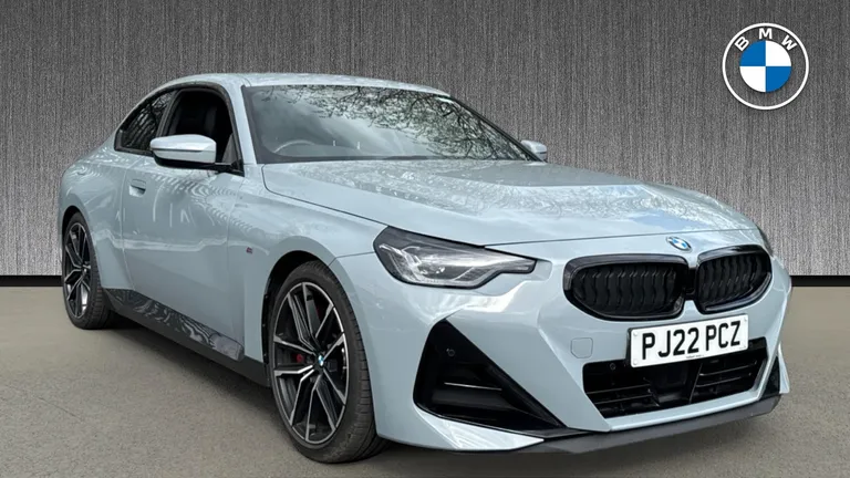 BMW 2 Series 2.0 220i M Sport Auto Euro 6 (s/s) 2dr (PJ22PCZ) - Hero Image