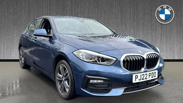 BMW 1 Series 1.5 118i Sport (LCP) Euro 6 (s/s) 5dr (PJ22PDO) - Hero Image