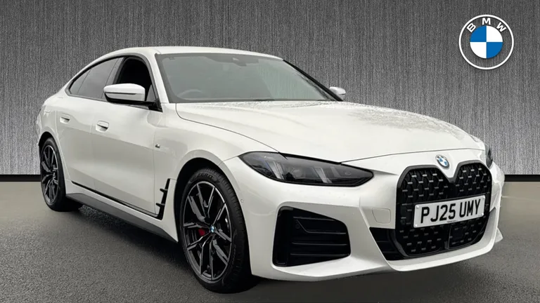 BMW 4 Series Gran Coupe 2.0 420i M Sport Auto Euro 6 (s/s) 5dr (PJ25UMY) - Hero Image