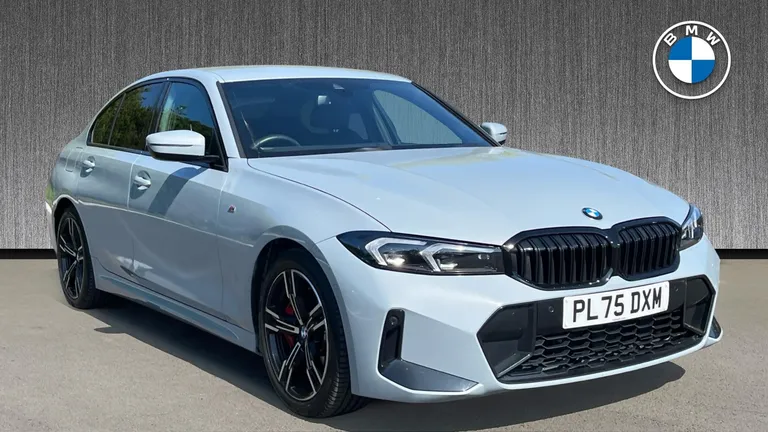 BMW 3 Series 2.0 320i M Sport Auto Euro 6 (s/s) 4dr (PL75DXM) - Hero Image