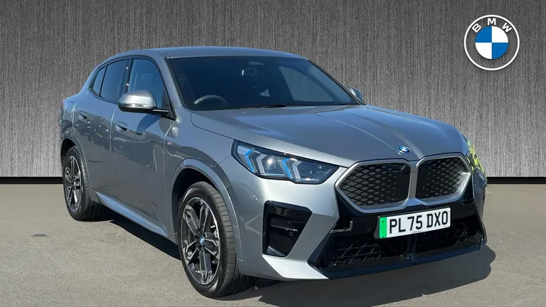 BMW iX2 20 66.5kWh M Sport Auto eDrive 5dr (11kW Charger) (PL75DXO) - Hero Image