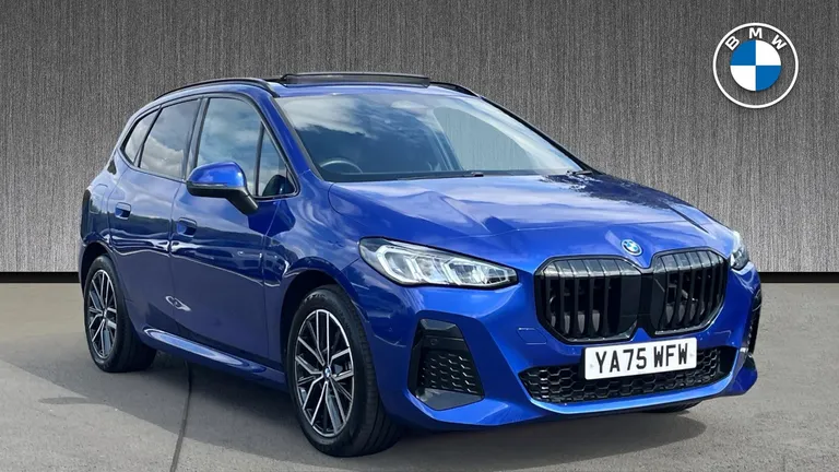 BMW 2 Series Active Tourer 1.5 225xe 16.3kWh M Sport DCT 4WD Euro 6 (s/s) 5dr (YA75WFW) - Hero Image