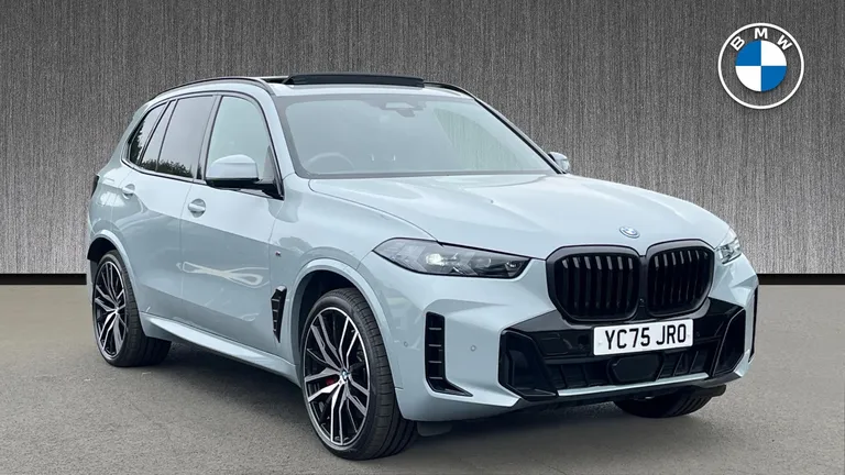BMW X5 3.0 50e 25.7kWh M Sport Steptronic xDrive Euro 6 (s/s) 5dr (YC75JRO) - Hero Image