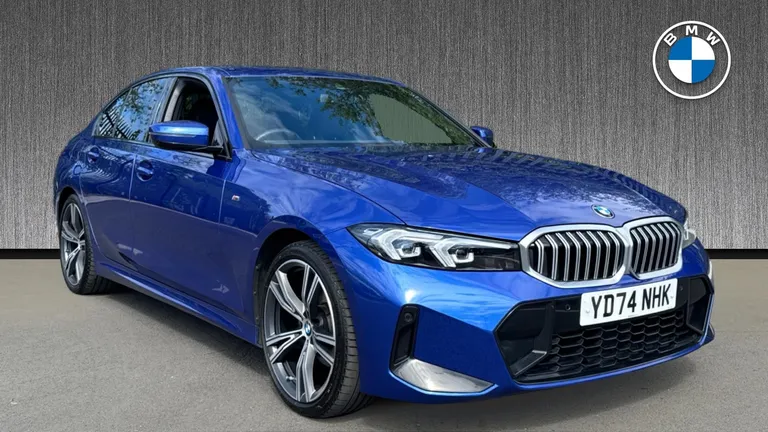 BMW 3 Series 2.0 320i M Sport Auto Euro 6 (s/s) 4dr (YD74NHK) - Hero Image