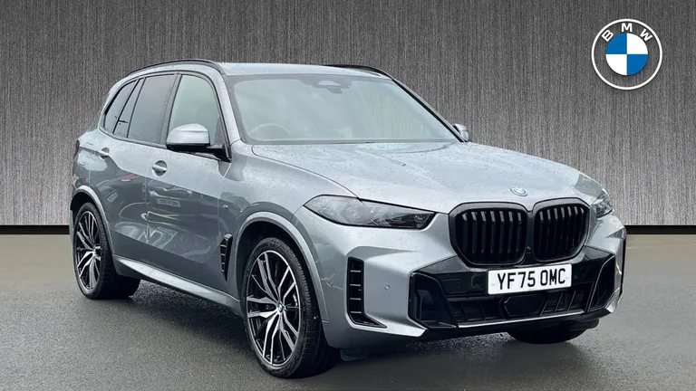 BMW X5 3.0 50e 25.7kWh M Sport Steptronic xDrive Euro 6 (s/s) 5dr (YF75OMC) - Hero Image