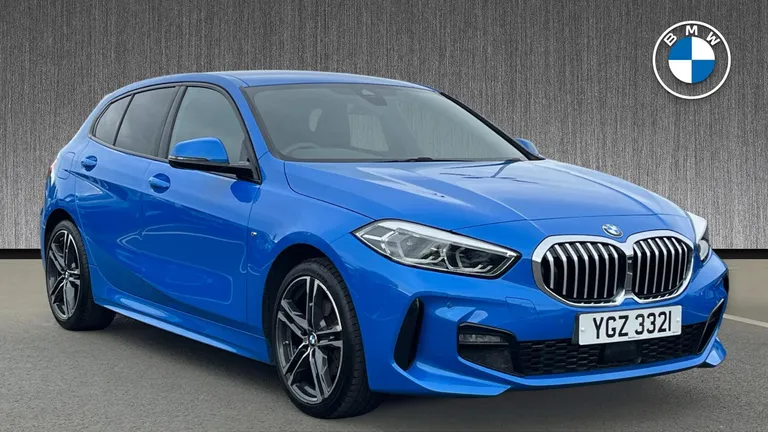 BMW 1 Series 1.5 118i M Sport (LCP) Euro 6 (s/s) 5dr (YGZ3321) - Hero Image