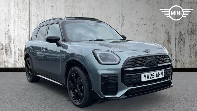 MINI Countryman 1.5C MHEV Sport DCT Euro 6 (s/s) 5dr (YA25AHN) - Hero Image