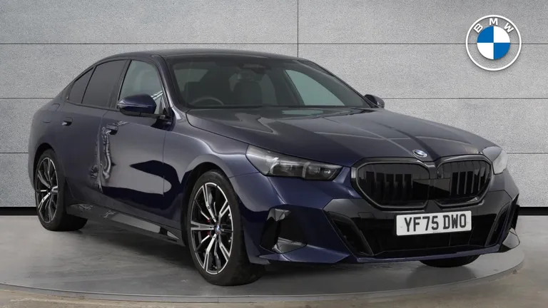 BMW 5 Series 2.0 520i MHT M Sport Pro Steptronic Euro 6 (s/s) 4dr (YF75DWO) - Hero Image