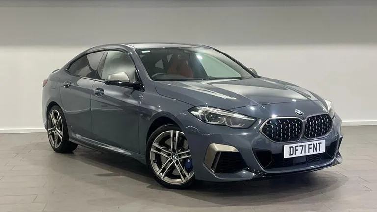 BMW 2 Series 2.0 M235i Auto xDrive Euro 6 (s/s) 4dr (DF71FNT) - Hero Image