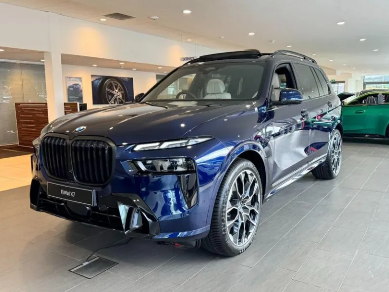 BMW X7 3.0 40d MHT M Sport Auto xDrive Euro 6 (s/s) 5dr (NEW) - Hero Image