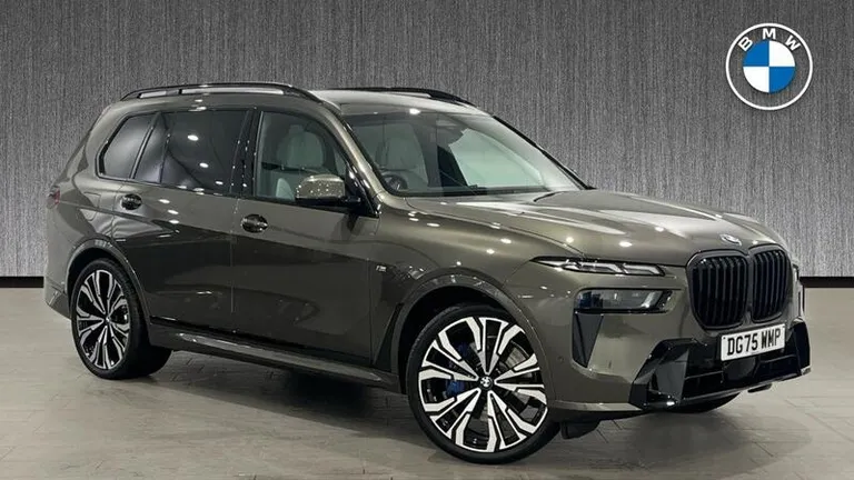 BMW X7 3.0 40d MHT M Sport Auto xDrive Euro 6 (s/s) 5dr (DG75WMP) - Hero Image