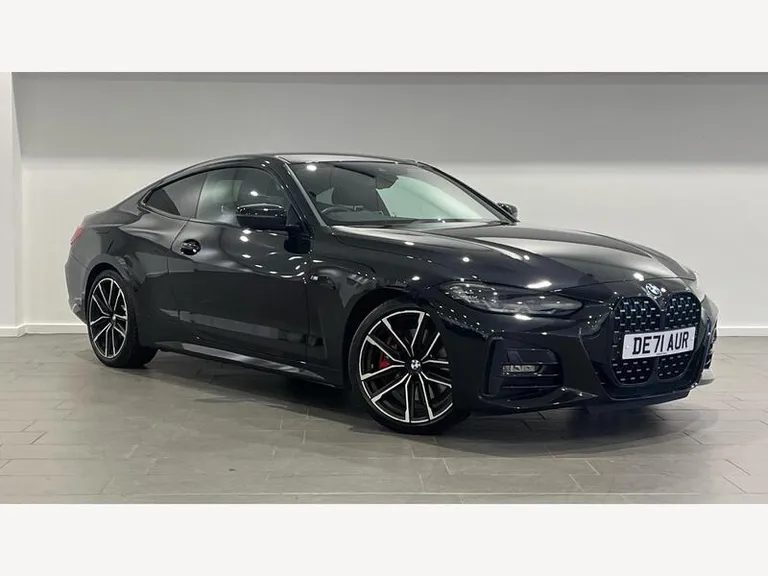 BMW 4 Series 2.0 420d MHT M Sport Auto Euro 6 (s/s) 2dr (DE71AUR) - Hero Image