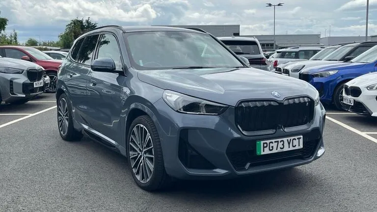 BMW iX1 30 66.5kWh M Sport Auto xDrive 5dr (11kW Charger) (PG73YCT) - Hero Image