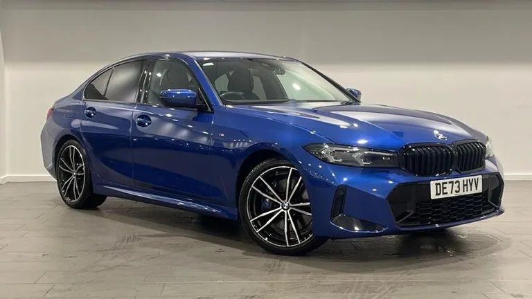 BMW 3 Series 2.0 320i M Sport Auto Euro 6 (s/s) 4dr (DE73HYV) - Hero Image