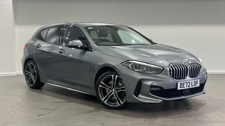 BMW 1 Series 1.5 118i M Sport (LCP) DCT Euro 6 (s/s) 5dr (DE72LOF) - Hero Image