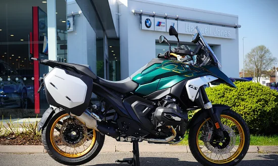 BMW Motorrad Sweeps MOTORRAD’s 2025 "Motorcycle of the Year" Awards
