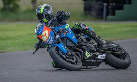 Richard Cooper Joins Halliwell Jones Motorrad as Wildcard Rider for BMW F 900 R Cup