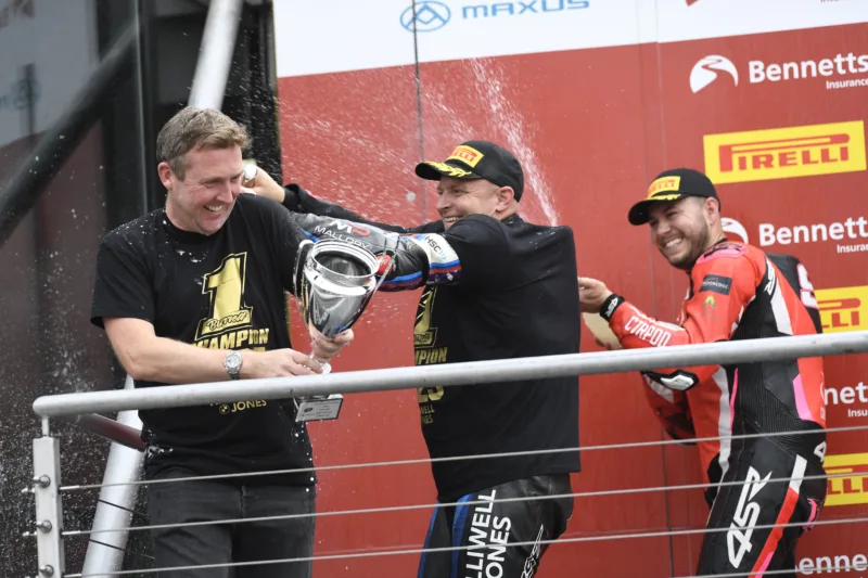 We Are Champions! Barry Burrell Wins the 2025 BMW F 900 R Cup - Image 1094636/5