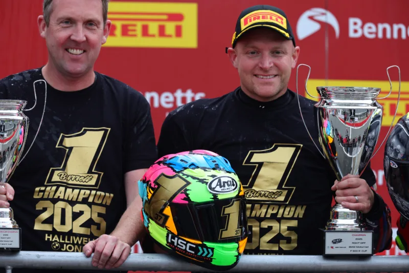 We Are Champions! Barry Burrell Wins the 2025 BMW F 900 R Cup - Image 1094636/4