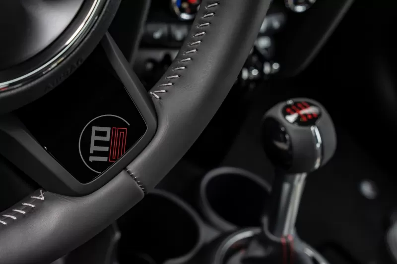 Give it some stick. The MINI JCW 1TO6 Edition - Image 29974/1