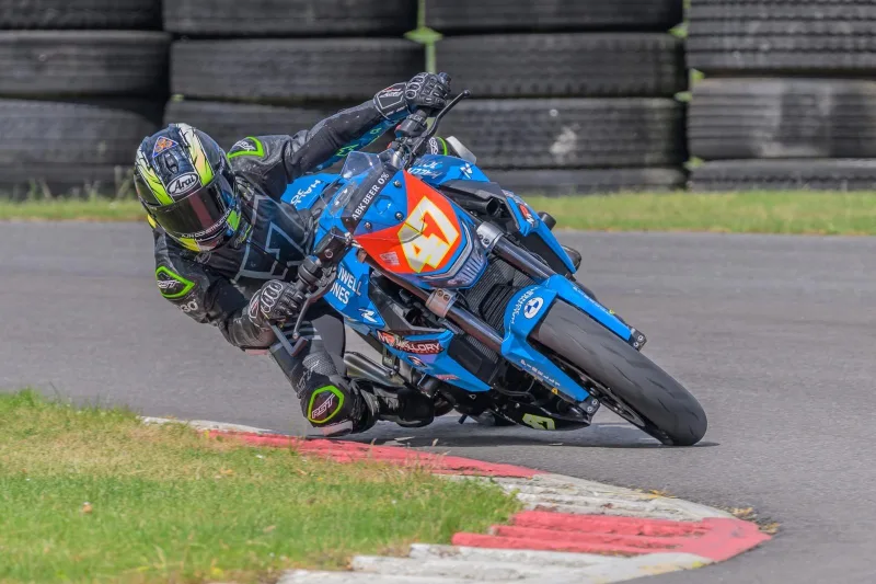 Richard Cooper Joins Halliwell Jones Motorrad as Wildcard Rider for BMW F 900 R Cup - Image 860725/1
