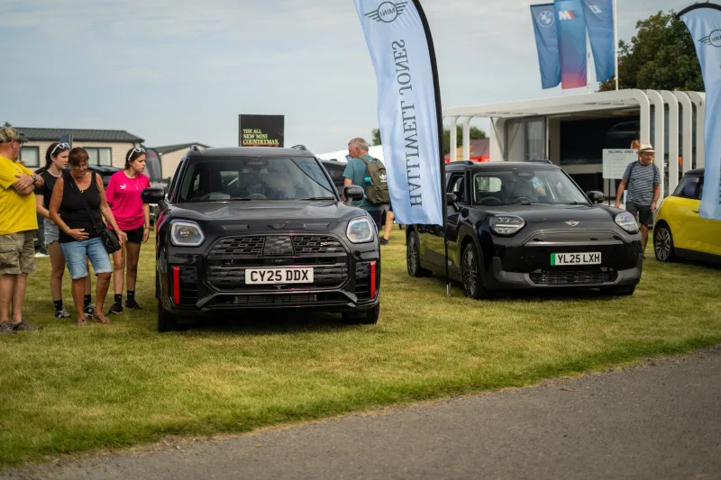 Halliwell Jones MINI Raises Over £460 for Hope House and Ty Gobaith at the Anglesey Show. - Image 974653/1