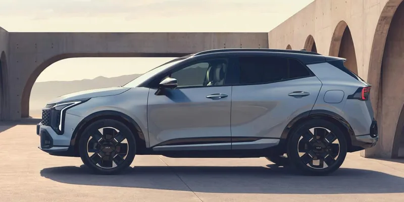 Silhouette with sleek, sporty styling