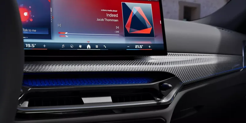 Unmistakable accents in the interior.