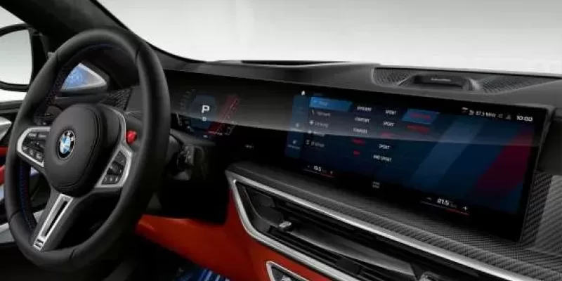 BMW Curved Display showing M-specific information.