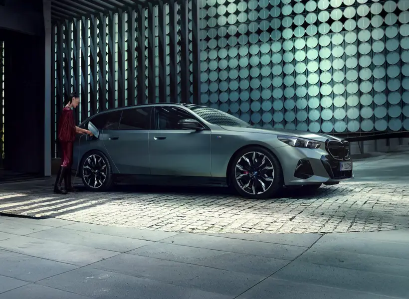 7.9% APR Representative & £700 Deposit Contribution.