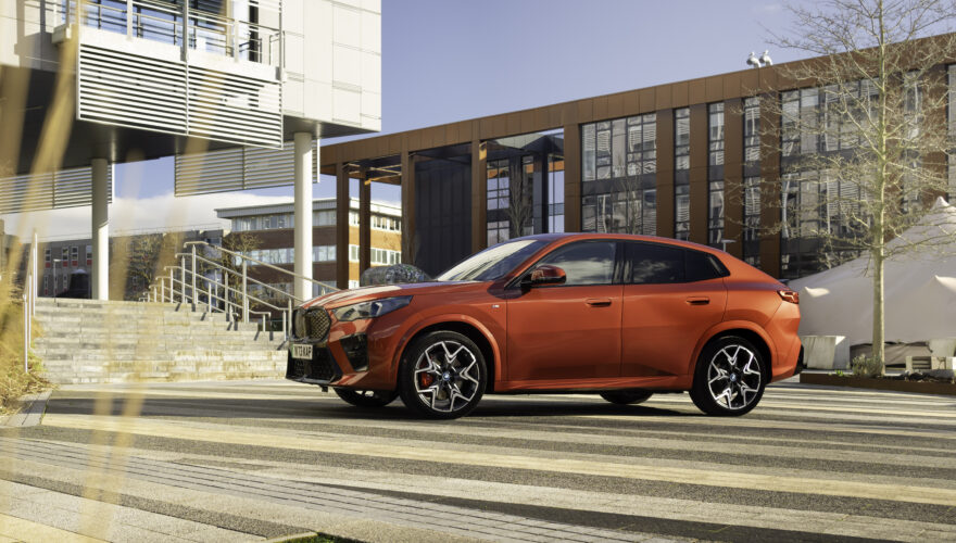 BMW iX2 xDrive30 M Sport