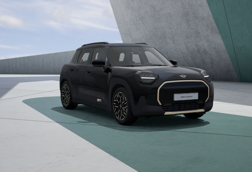 The New All-Electric MINI Aceman E Exclusive