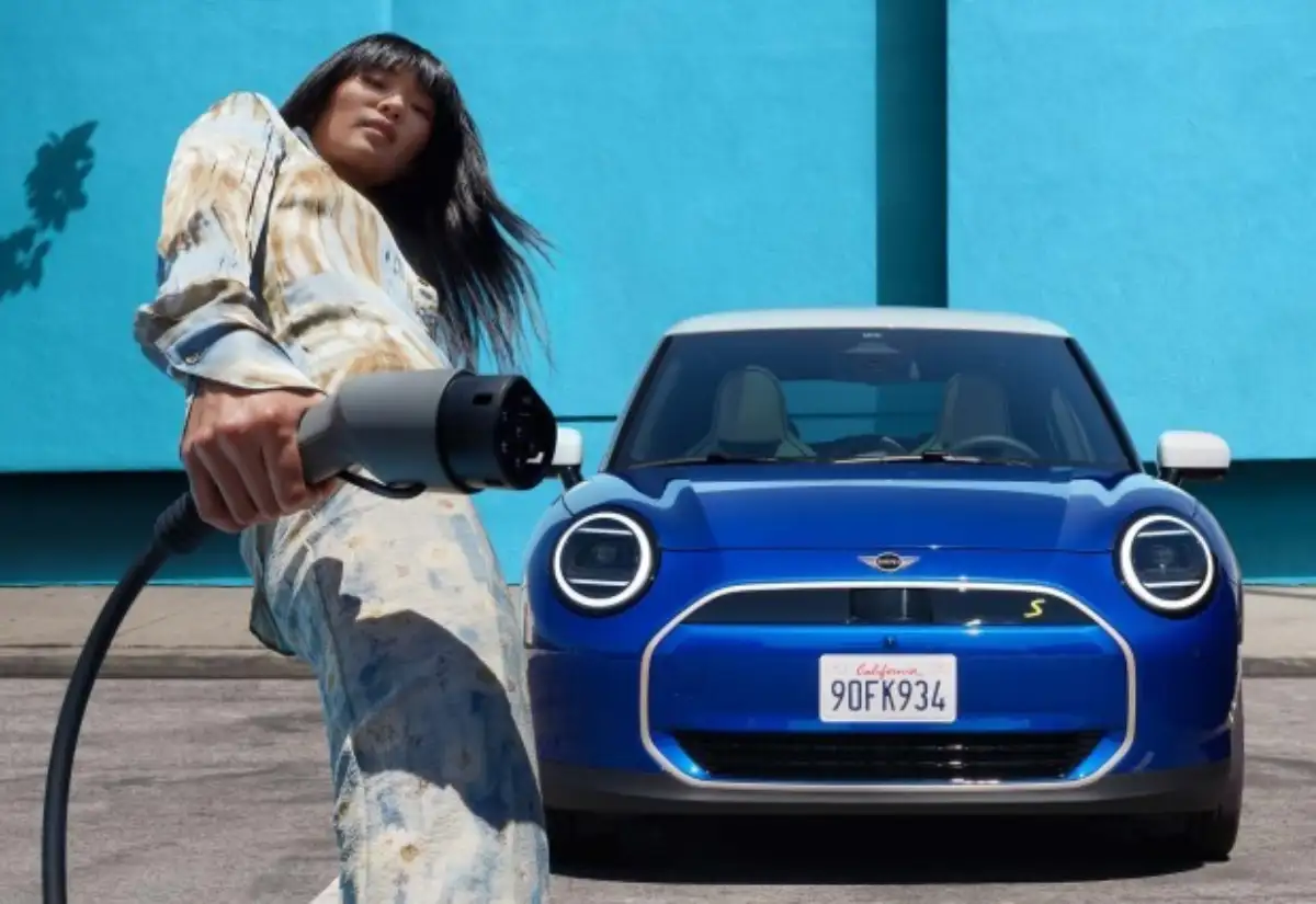 ELECTRIC CAR CHARGING POINT GRANT. image
