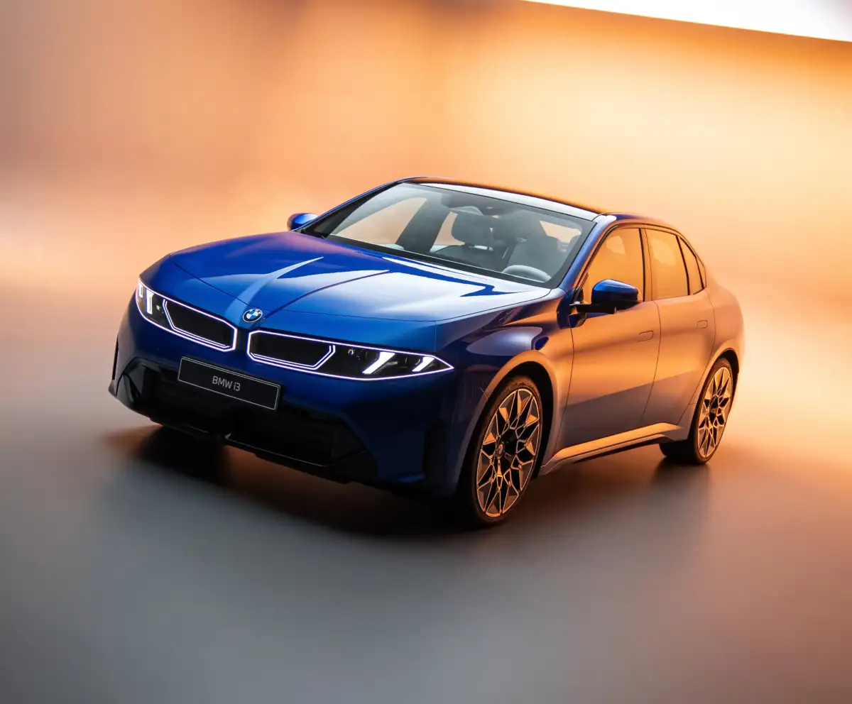 Unmistakably sporty, from every angle. image