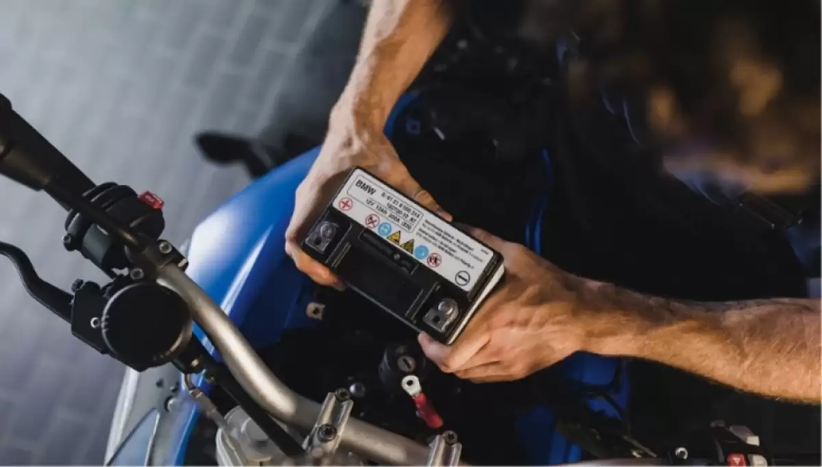 BMW Motorrad Servicing and Repairs | Halliwell Jones