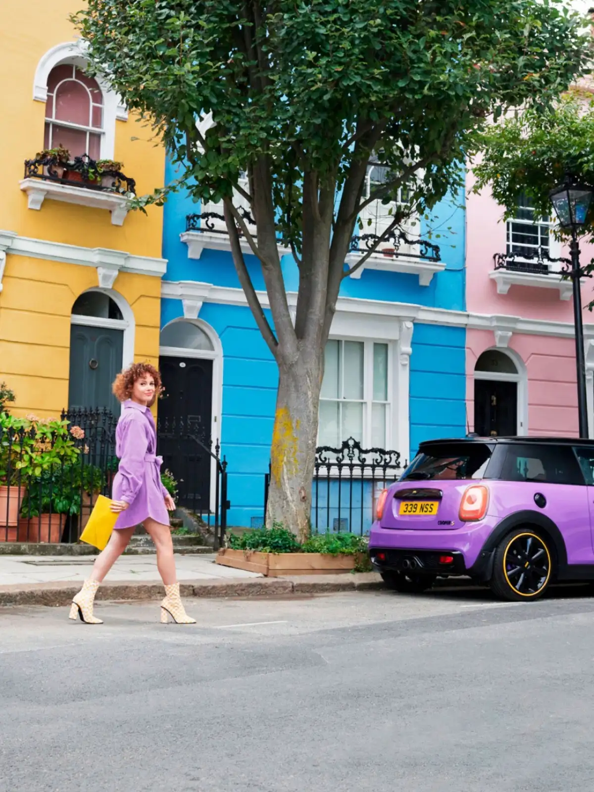 What is a MINI Pay Monthly Service Plan? image