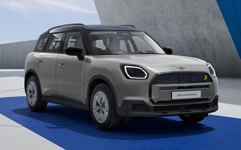 All-Electric MINI Countryman SE ALL4 Classic