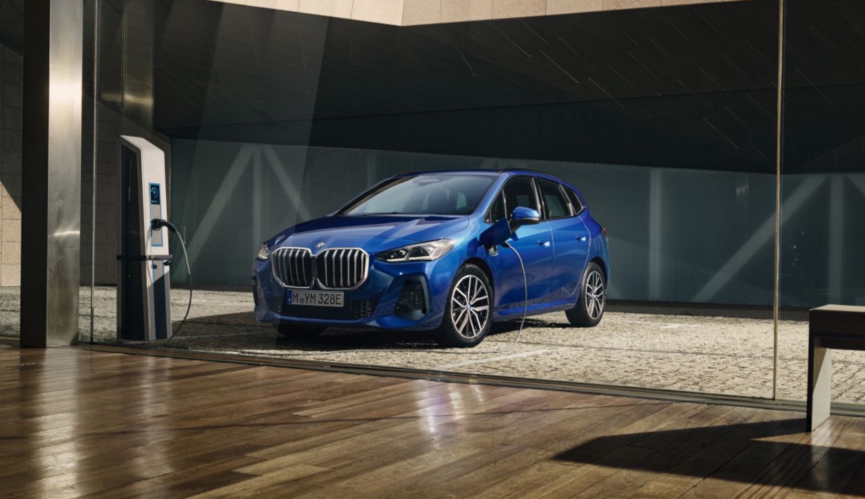 BMW Electric at Halliwell Jones | Halliwell Jones