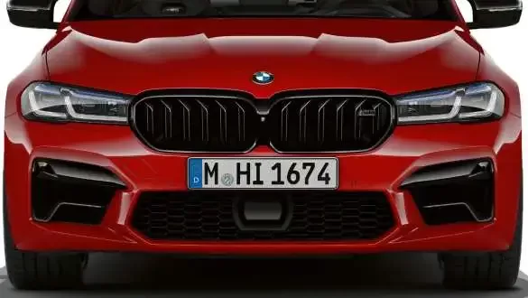 M kidney grille.